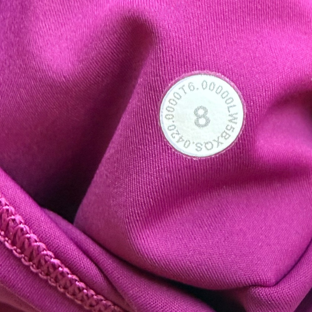 LULULEMON X PELOTON Fast and Free Tight II 25"
Non-Reflective Nulux - Picture 16 of 16